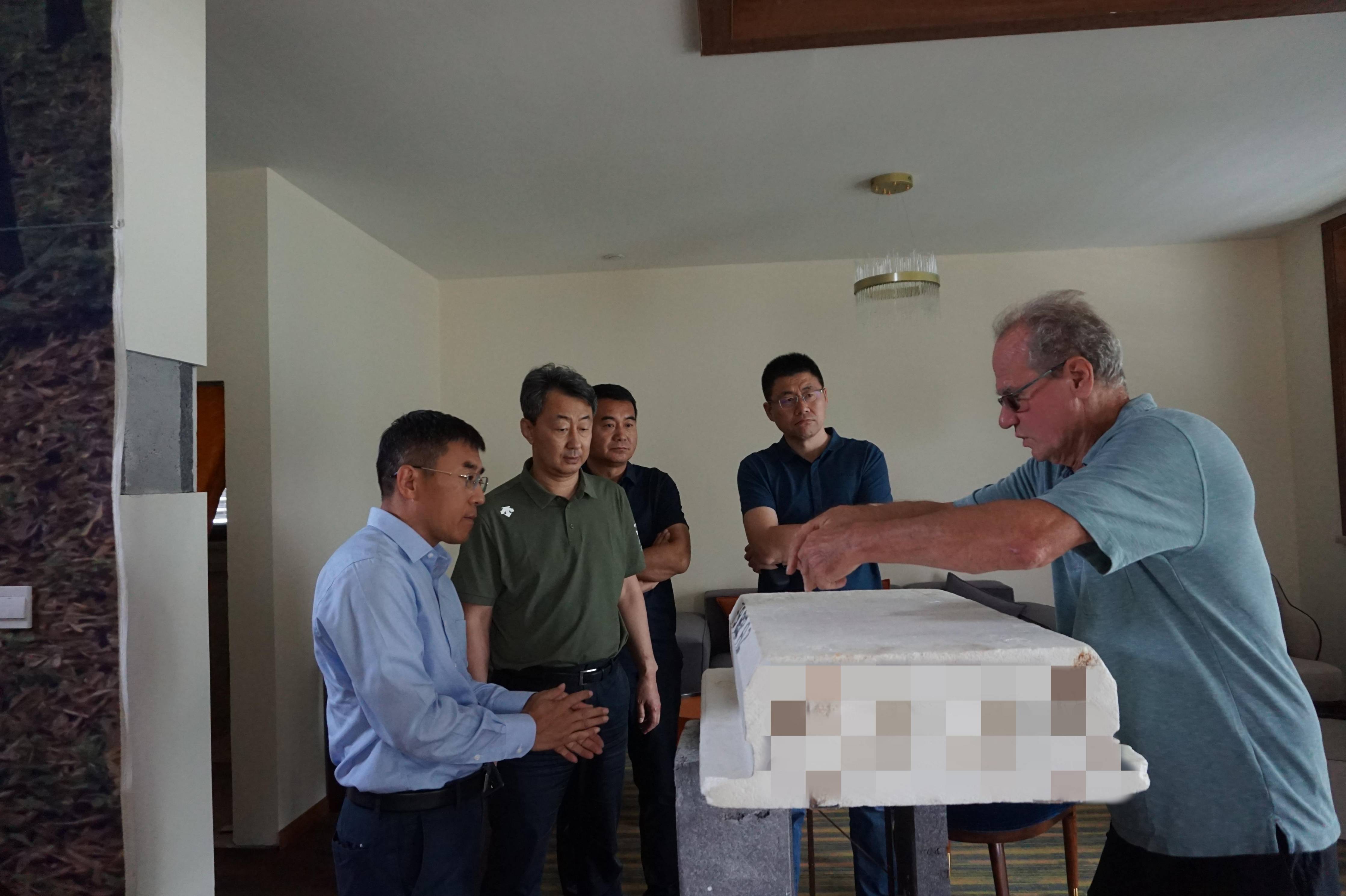 长岛海洋生态文明综合试验区工委委员、管委副主任孙传武一行至格林堡考察调研