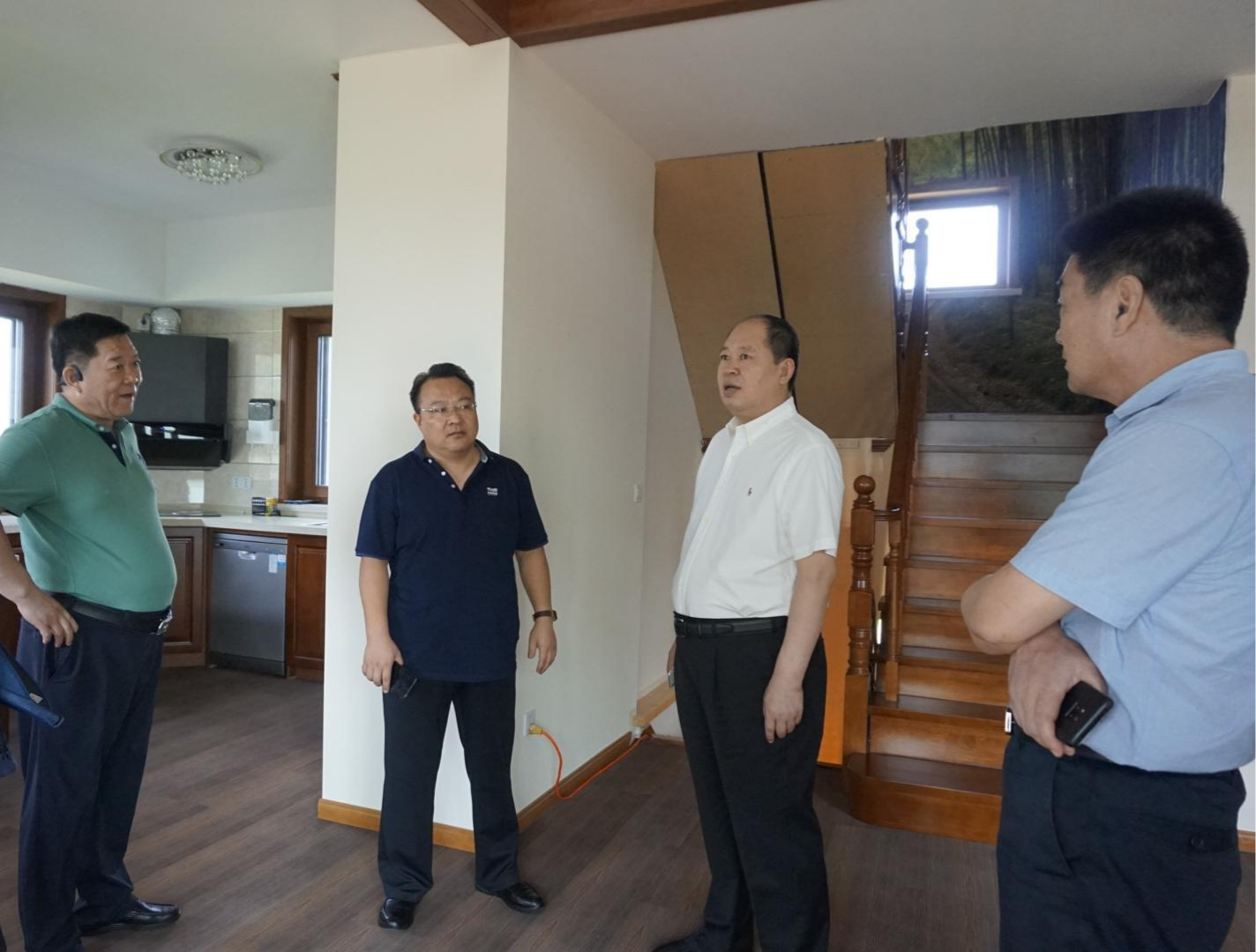 潍坊市科技局及寿光蔬菜产业控股集团领导至格林堡参观考察